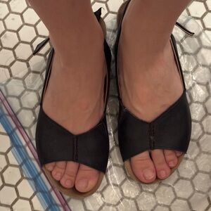 Steggman Black Leather Sandals for Women